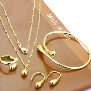 Trending Spring 2025 Water Drop Necklace Set